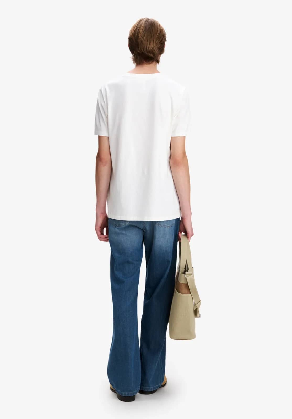 A.P.C. beyaz t-shirt, detay görünüm