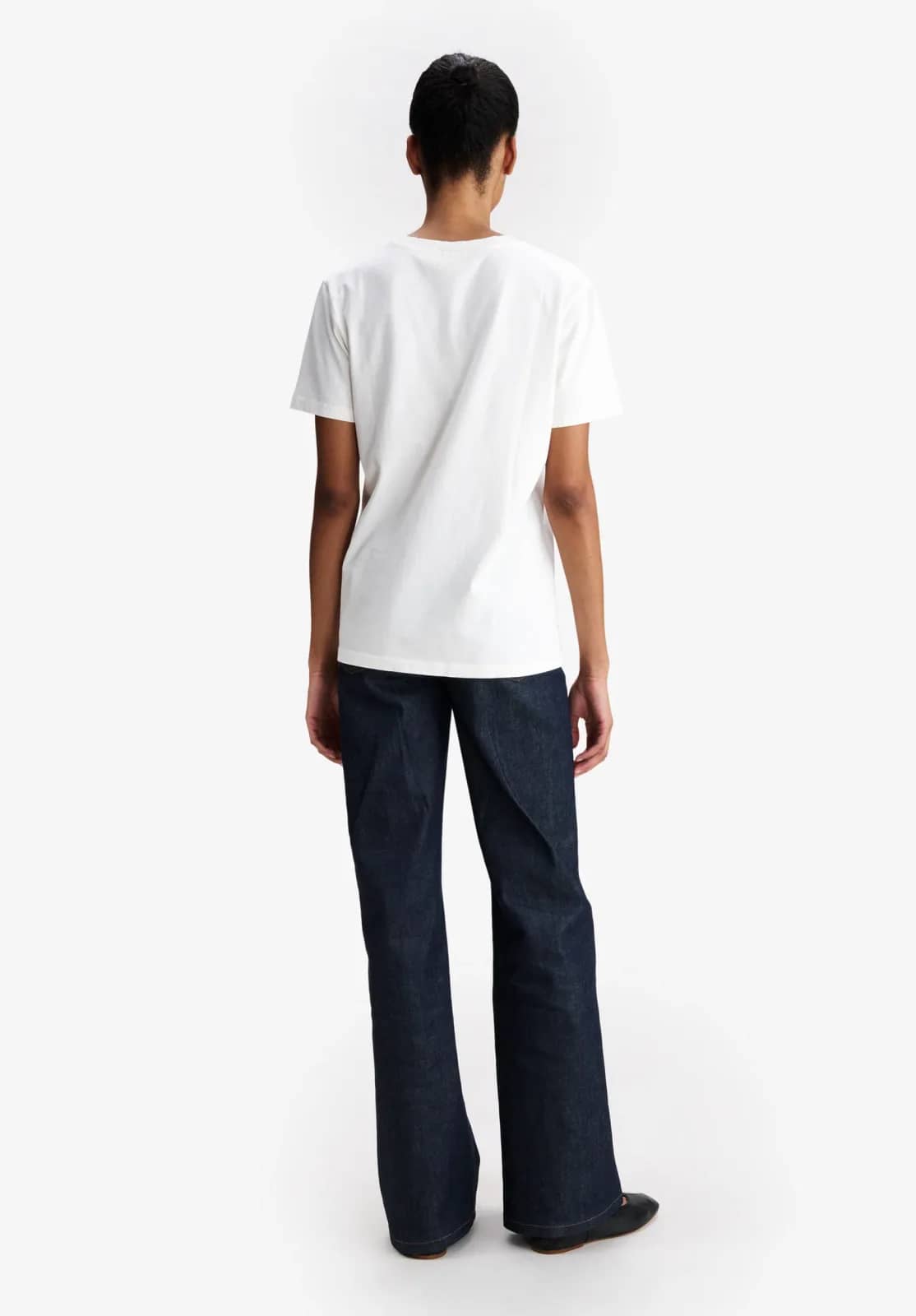 A.P.C. beyaz t-shirt, detay görünüm