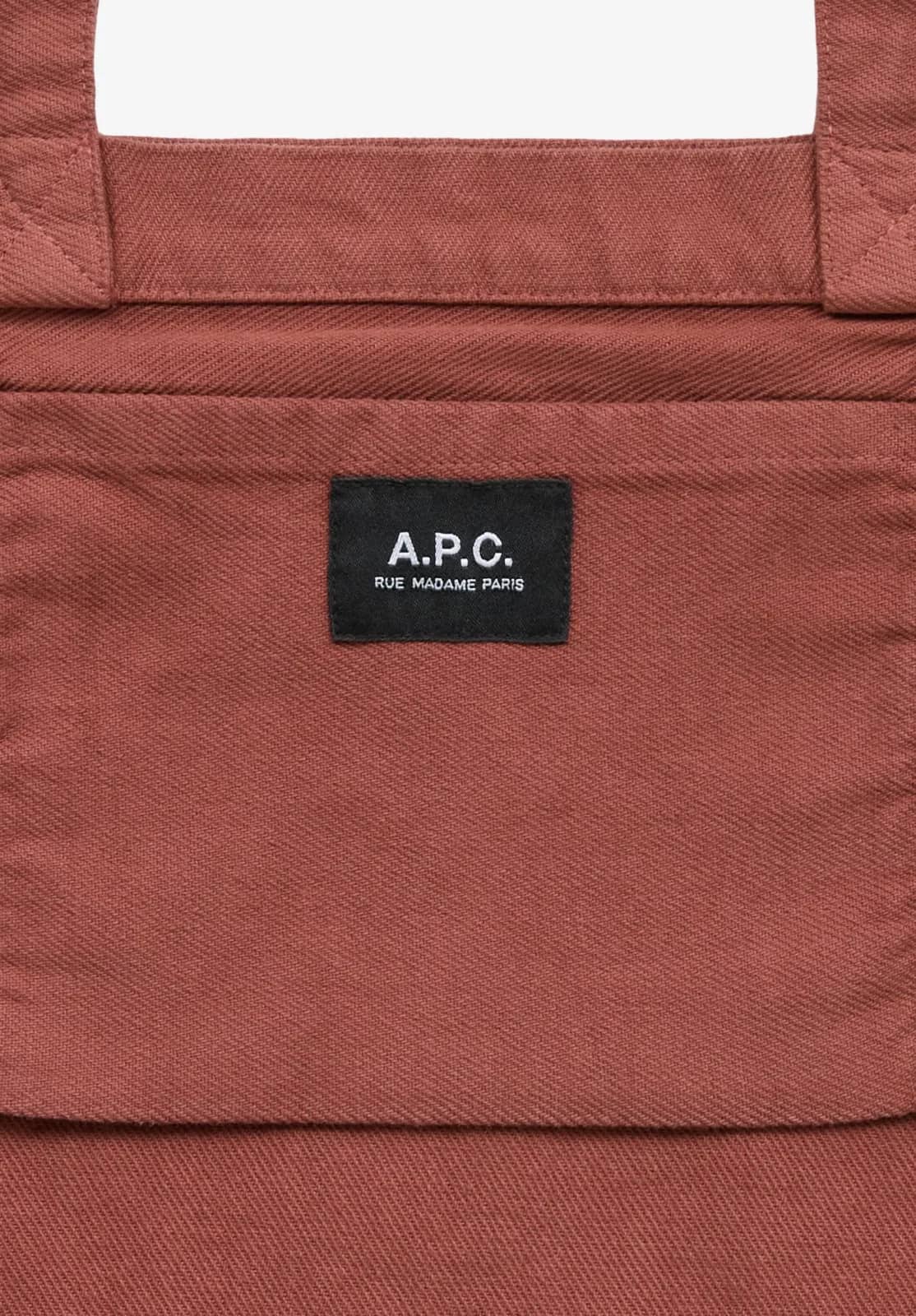 A.P.C. kırmızı tote çanta, yandan görünüm