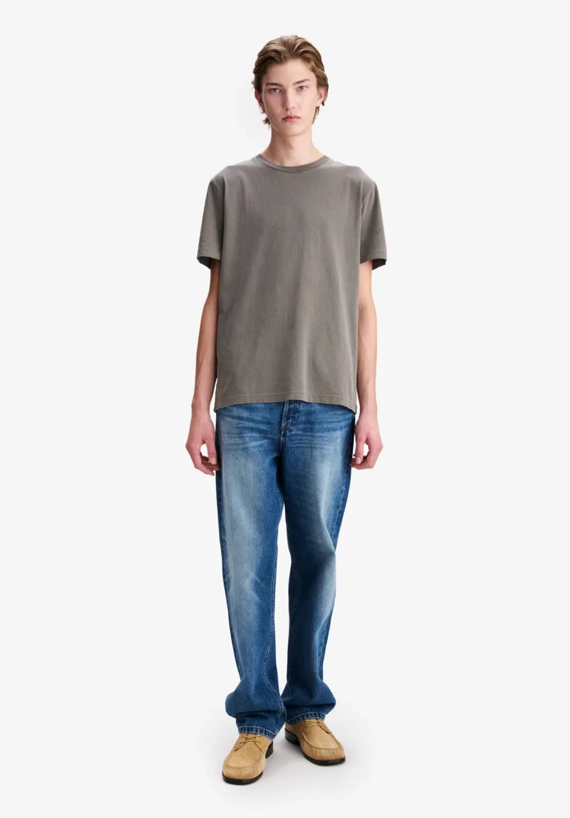 A.P.C. gri rugan t-shirt, arkadan görünüm