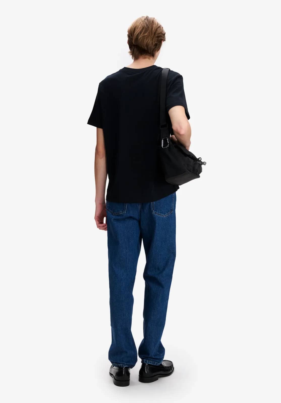 A.P.C. siyah t-shirt, detay görünüm
