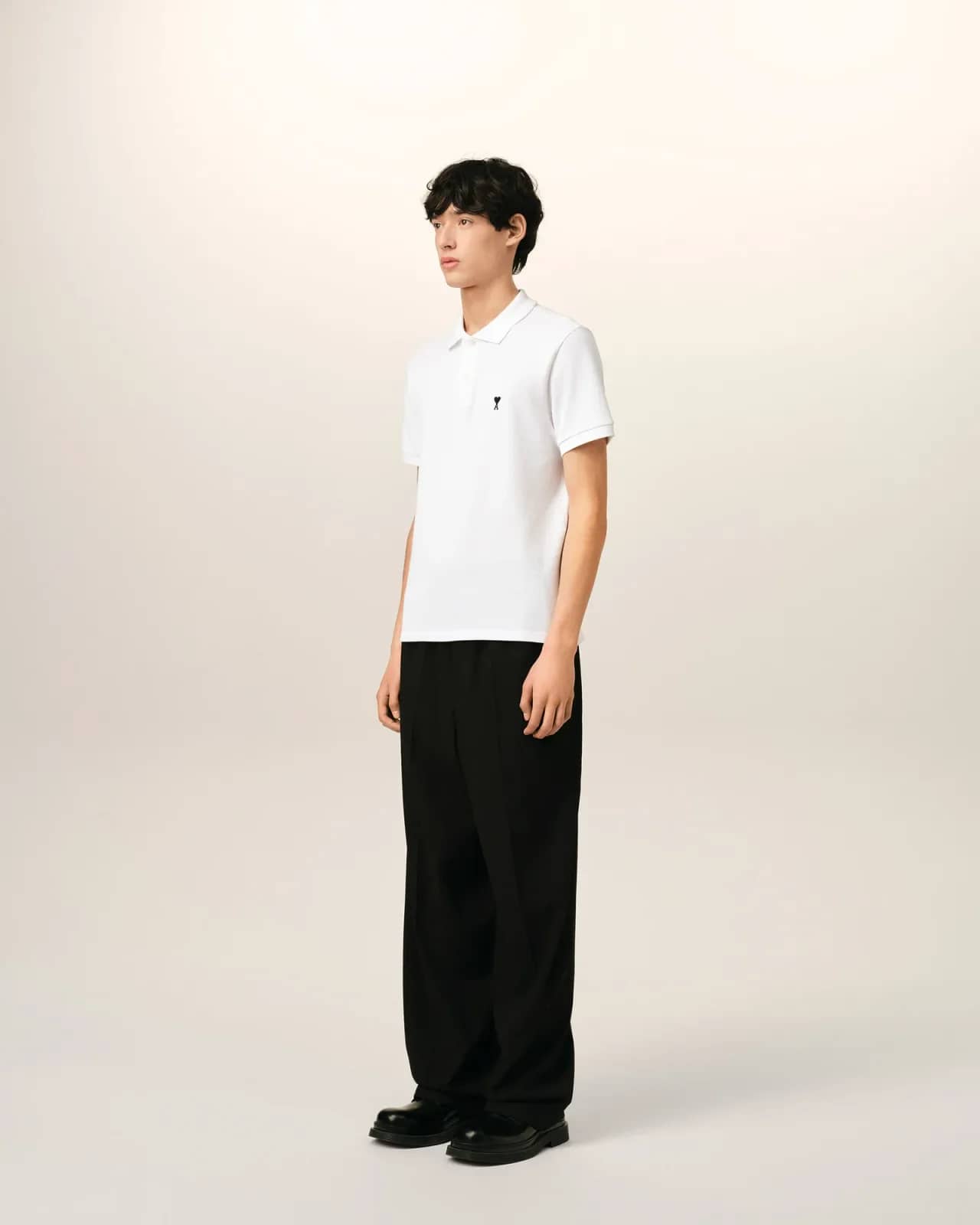 Ami Paris beyaz pamuk polo yaka t-shirt, detay görünüm