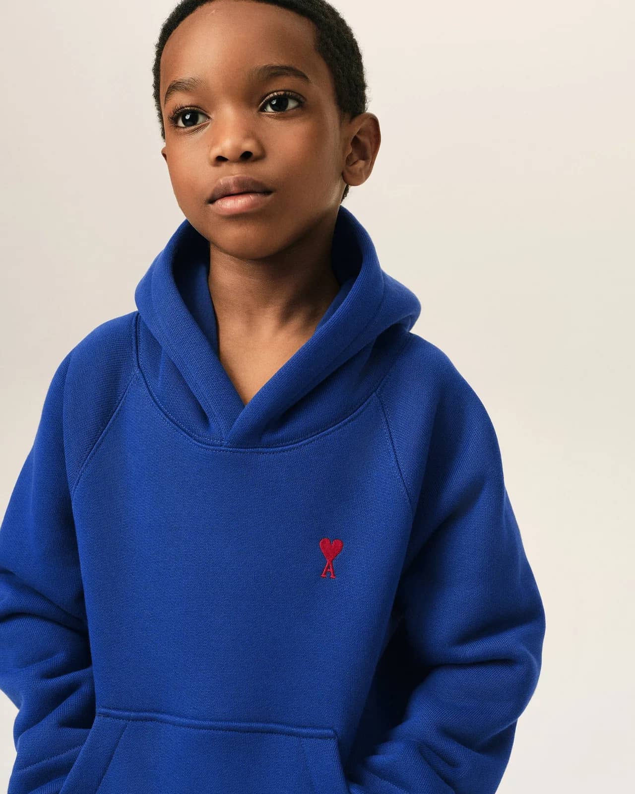 Ami Paris mavi pamuk sweatshirt, detay görünüm