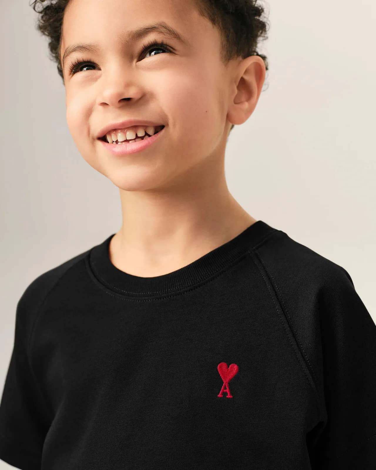 Ami Paris siyah pamuk t-shirt, detay görünüm