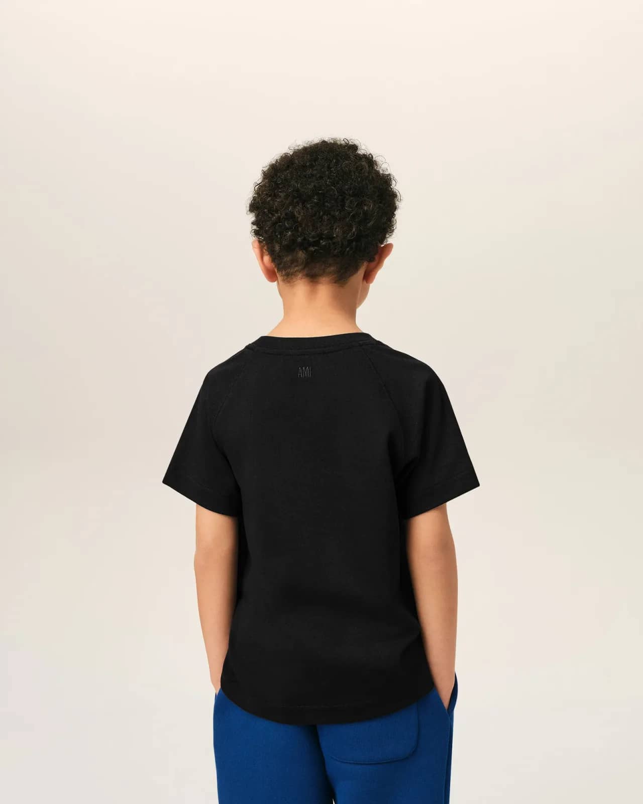 Ami Paris siyah pamuk t-shirt, detay görünüm
