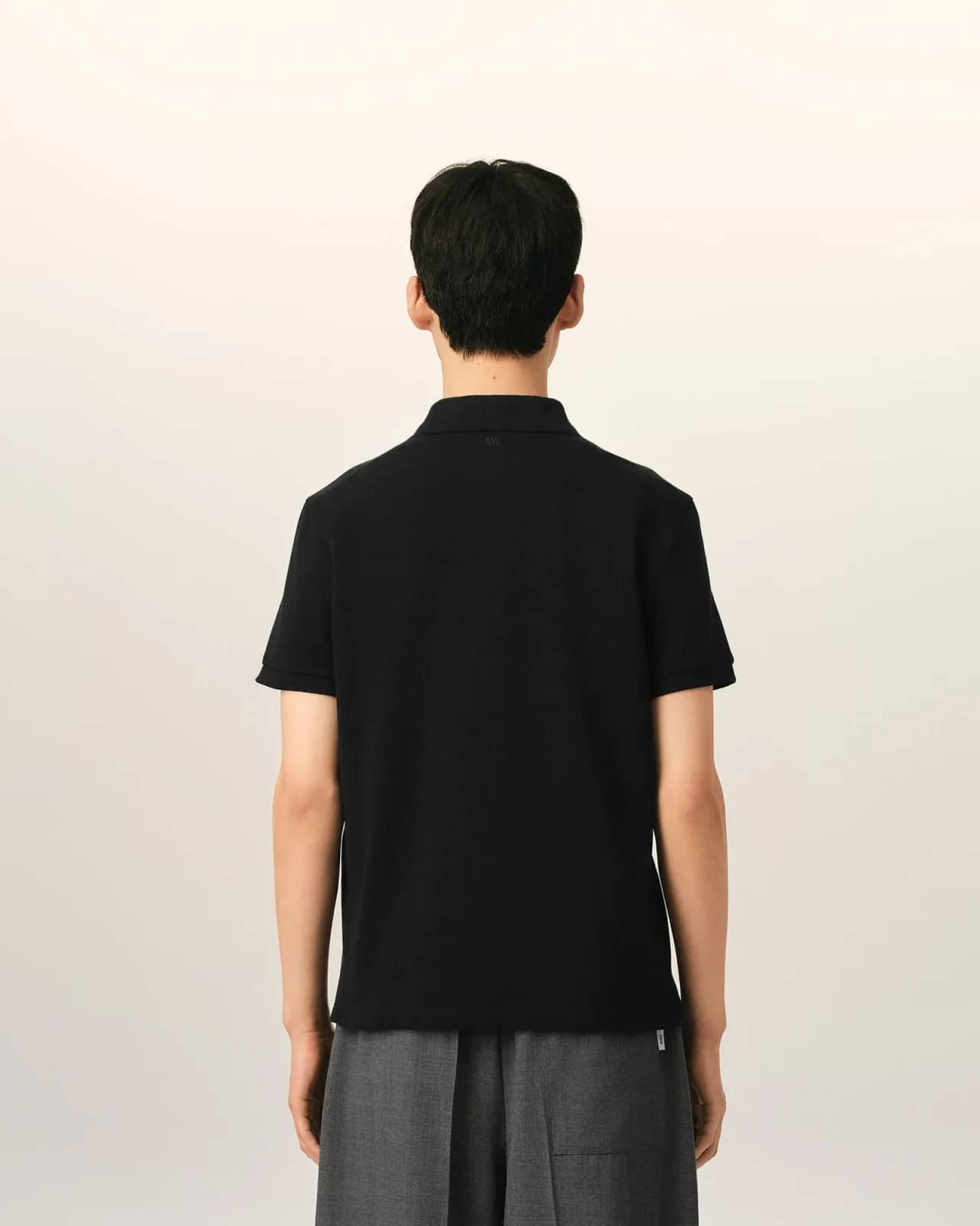 Ami Paris siyah pamuk polo yaka t-shirt, detay görünüm