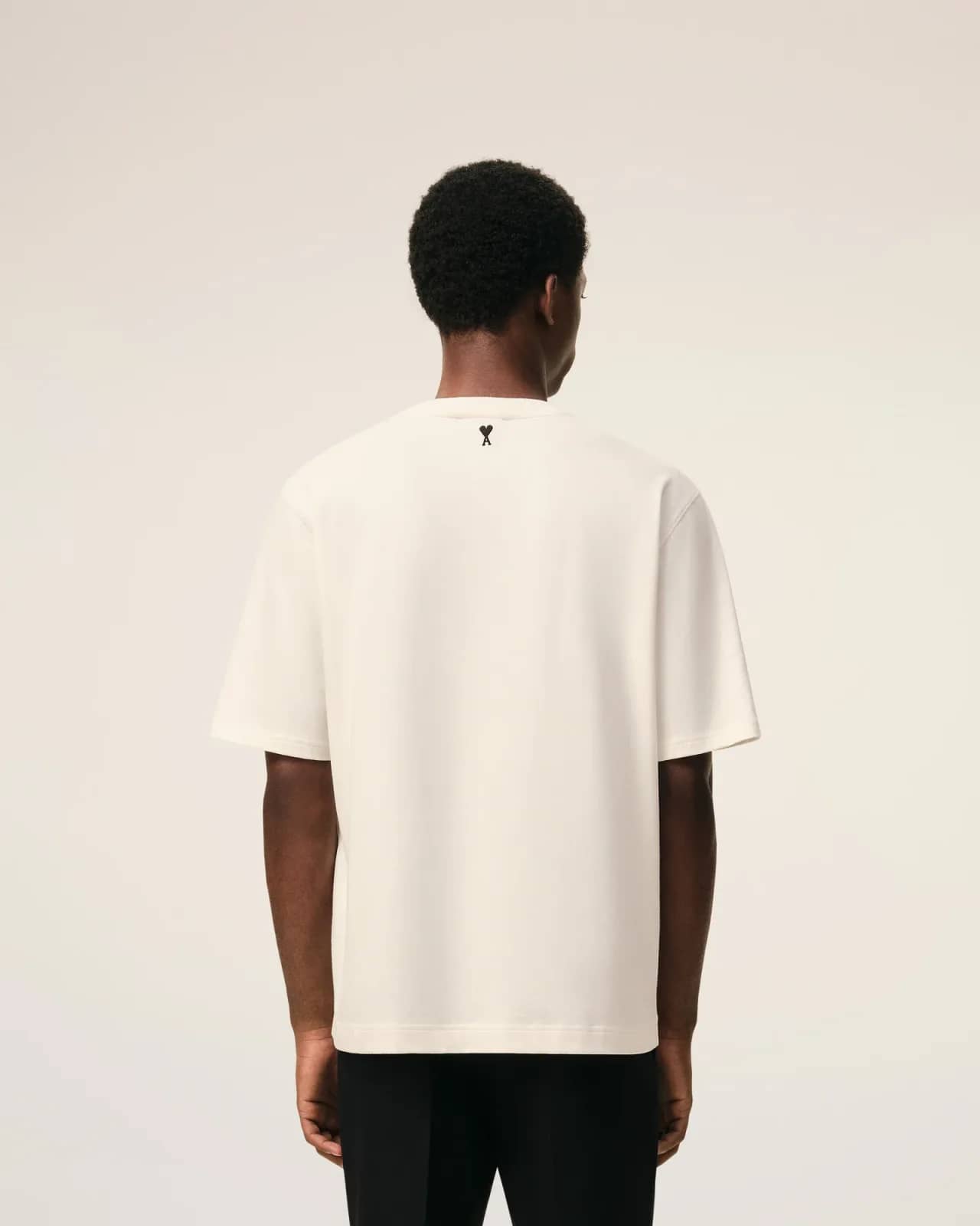 Ami Paris beyaz pamuk t-shirt, detay görünüm