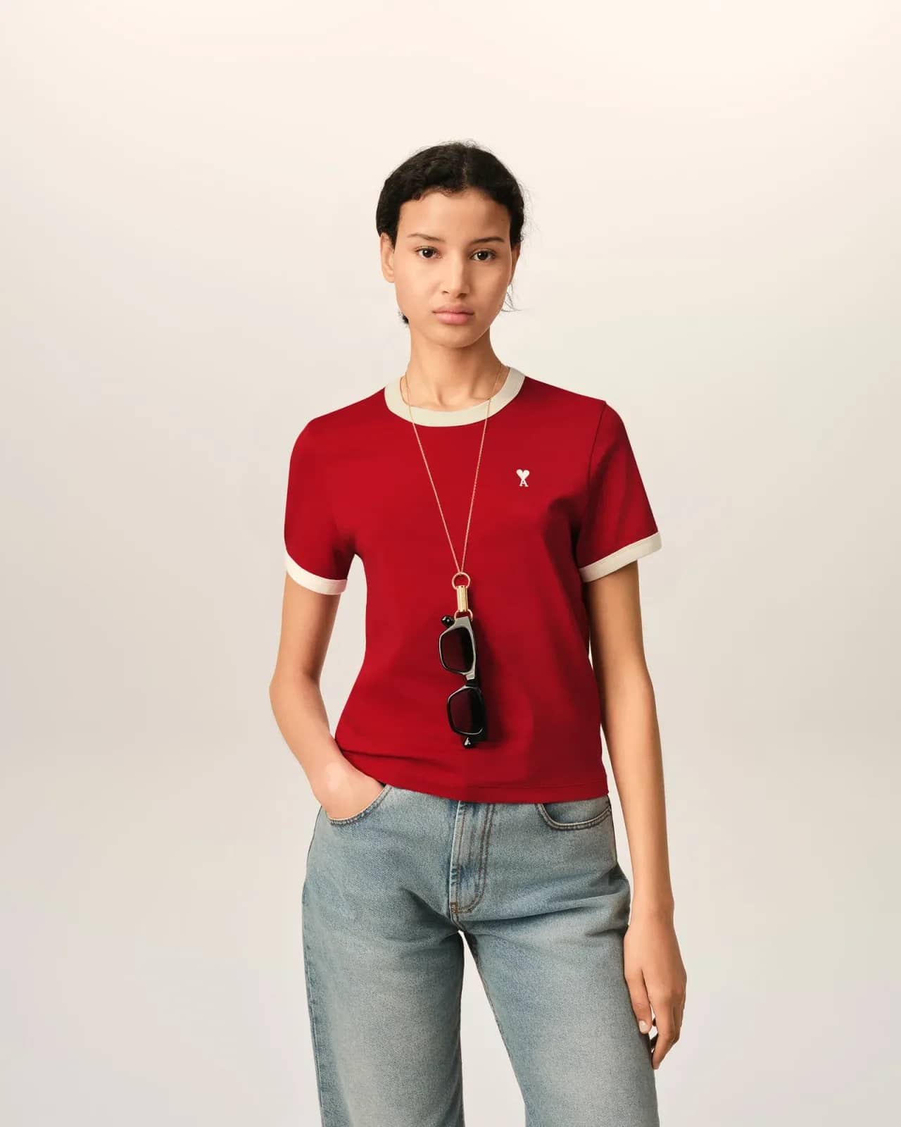 Ami Paris kırmızı pamuk t-shirt, arkadan görünüm