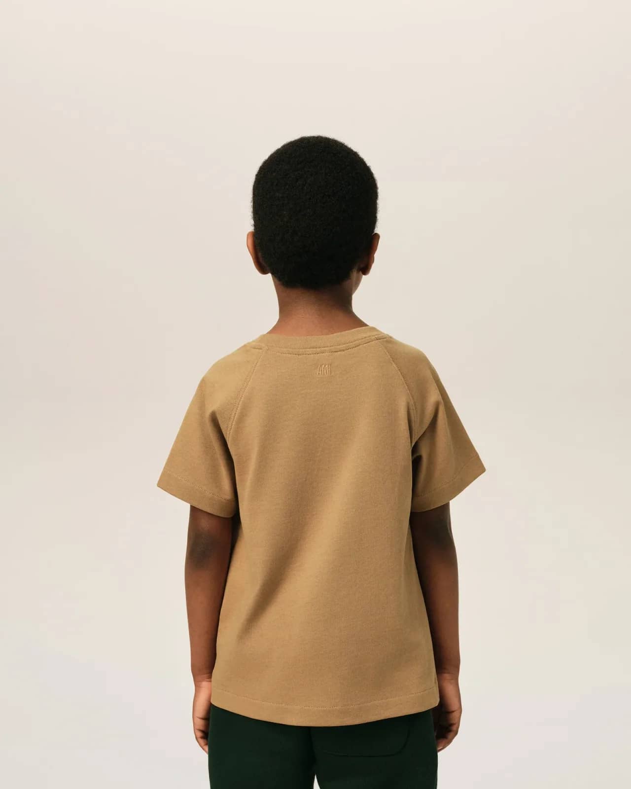 Ami Paris kahverengi pamuk t-shirt, detay görünüm