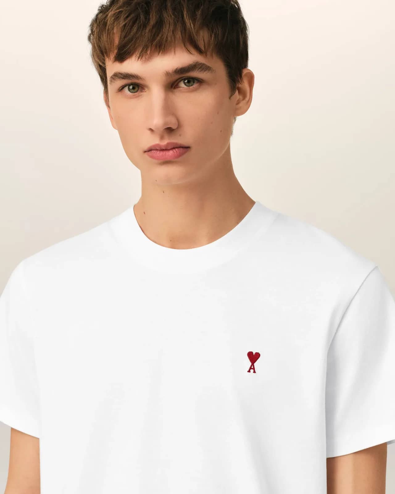 Ami Paris beyaz pamuk t-shirt, detay görünüm
