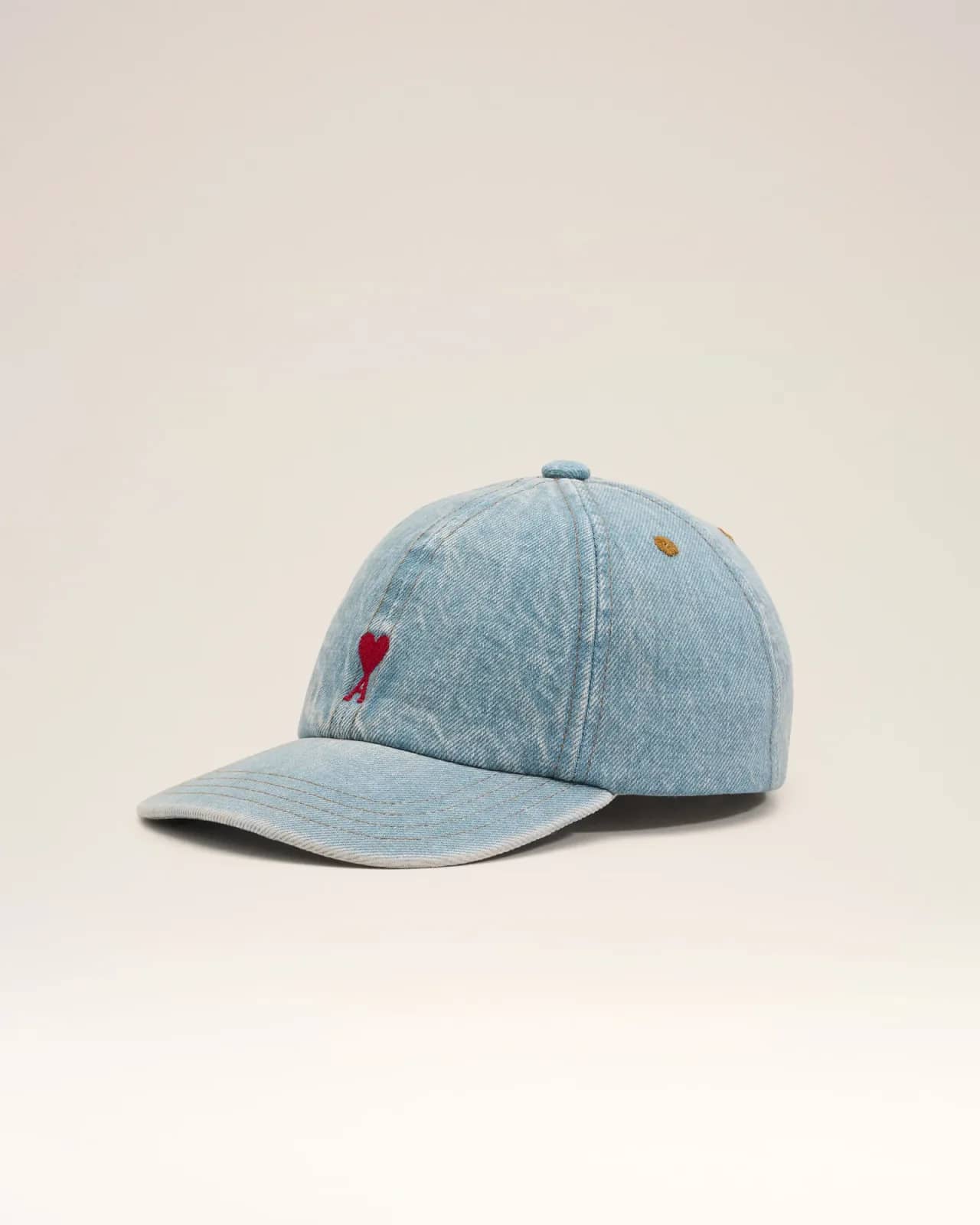 Ami Paris mavi denim şapka, detay görünüm