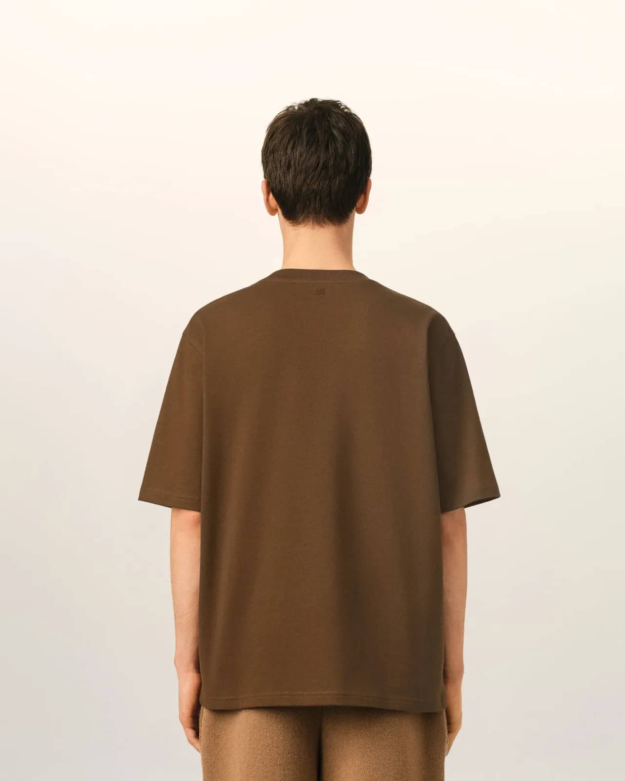Ami Paris kahverengi pamuk t-shirt, detay görünüm