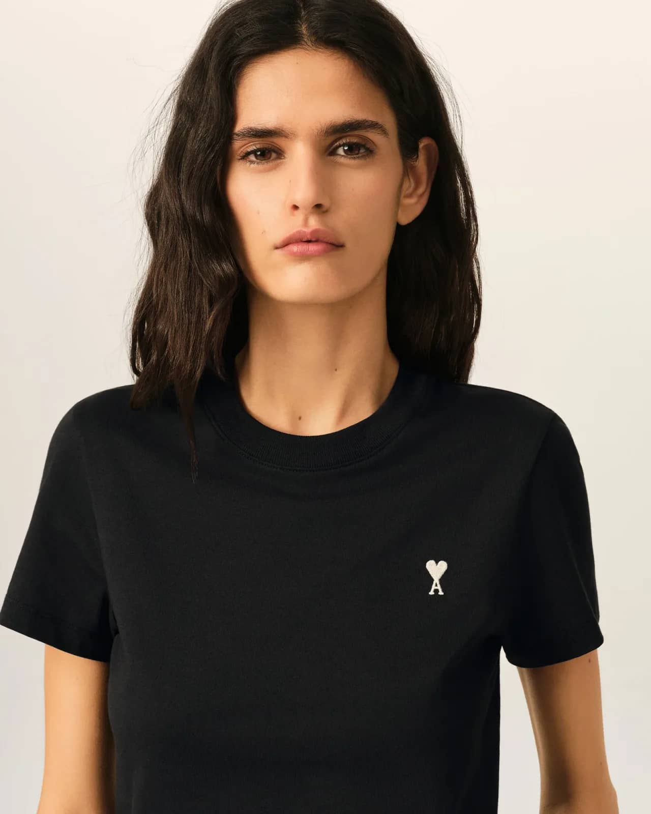 Ami Paris siyah pamuk t-shirt, detay görünüm