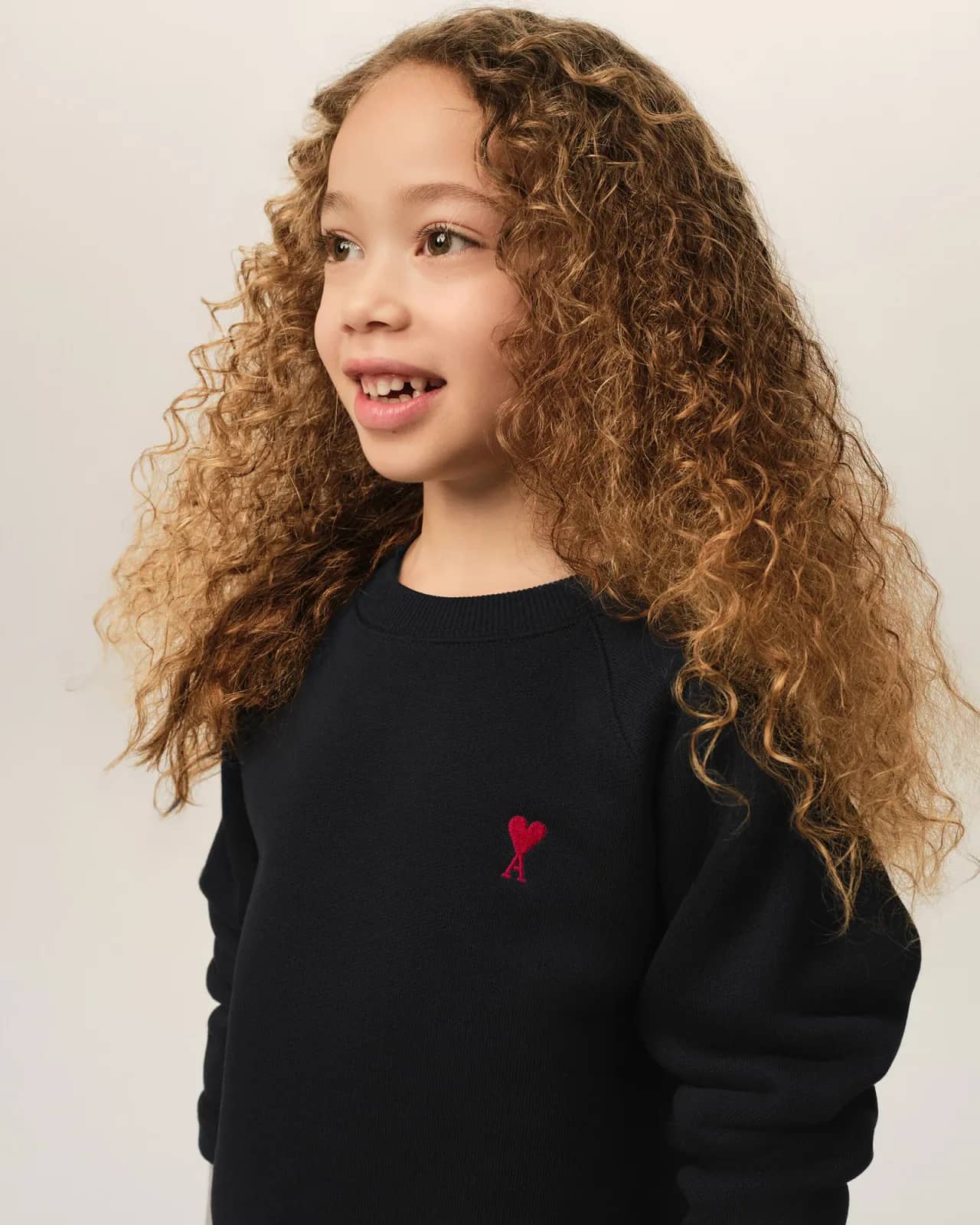 Ami Paris siyah pamuk sweatshirt, detay görünüm