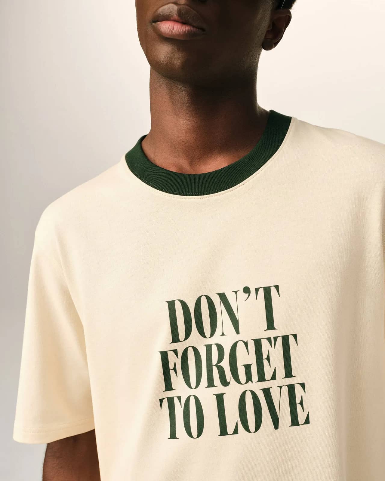 Ami Paris bej pamuk t-shirt, detay görünüm