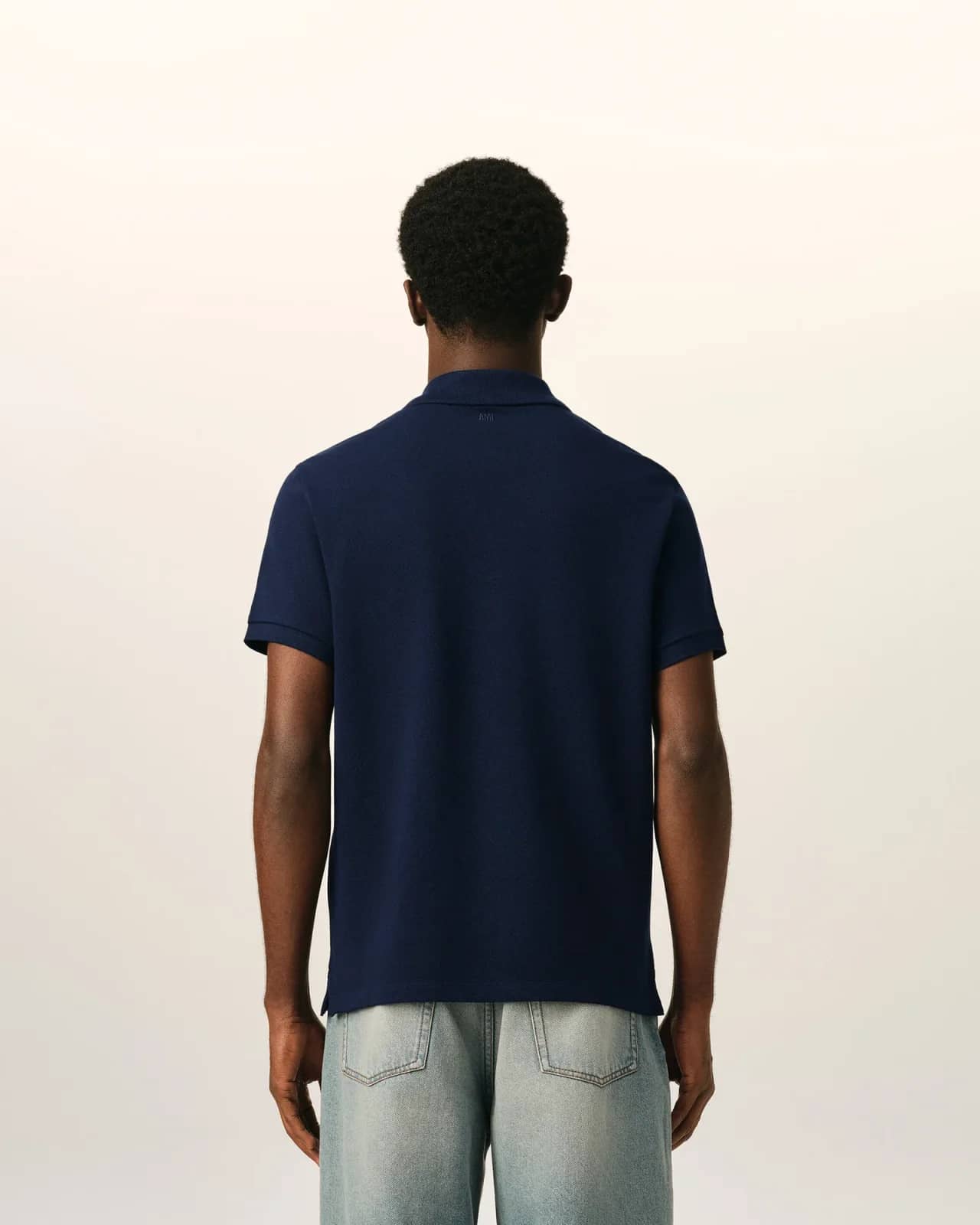Ami Paris mavi pamuk polo yaka t-shirt, detay görünüm