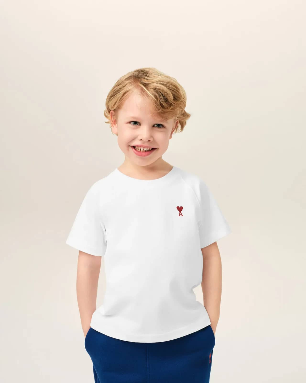 Ami Paris beyaz pamuk t-shirt, arkadan görünüm