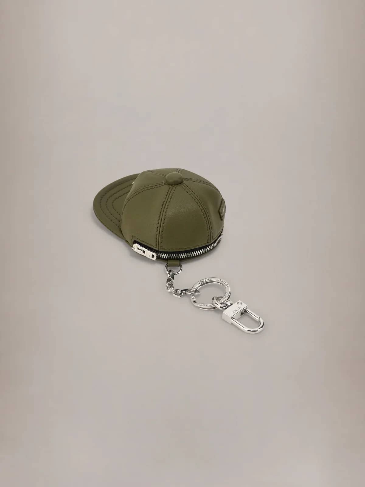 Amiri yeşil deri anahtarlık, detay görünüm