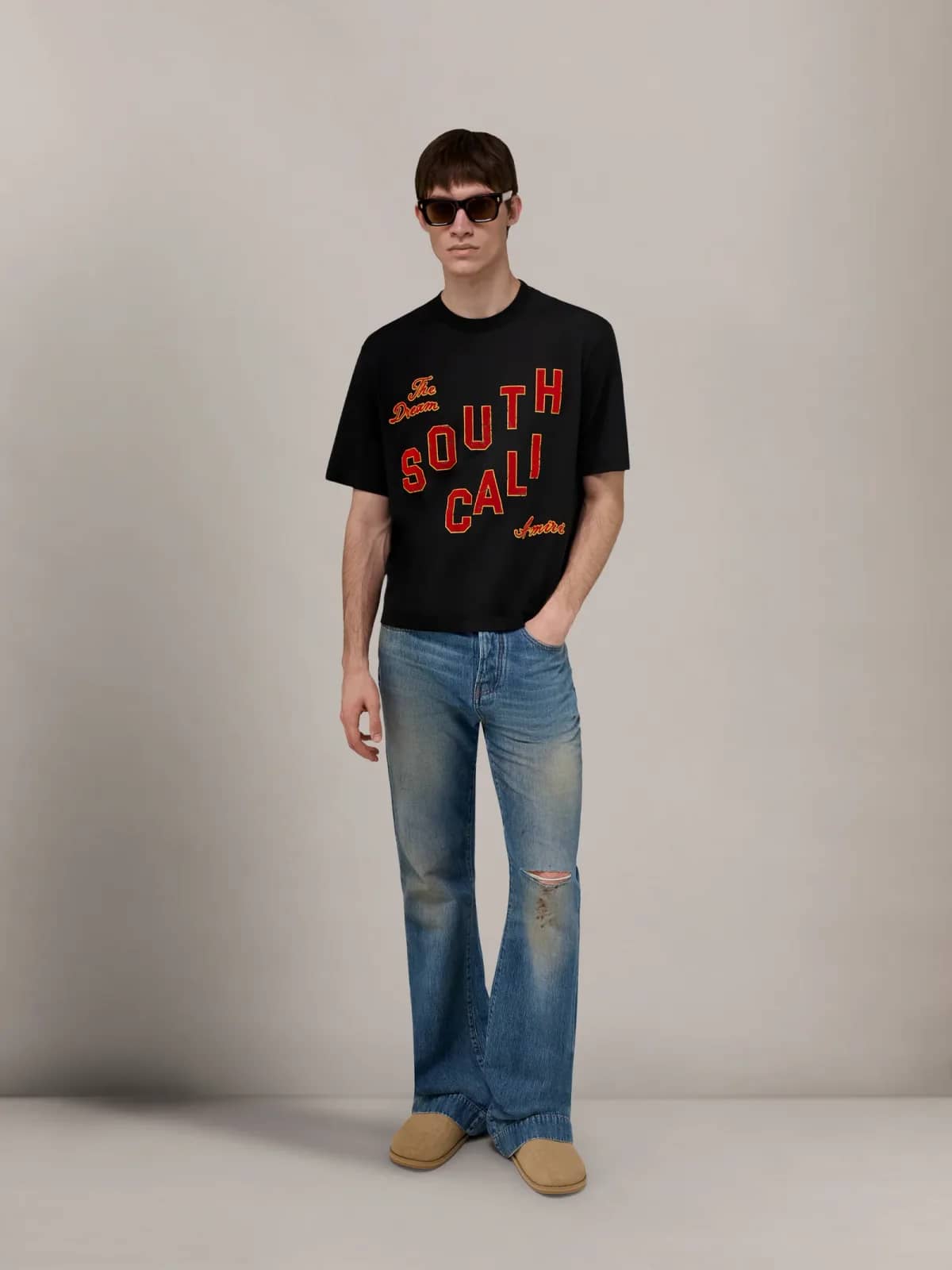 Amiri siyah t-shirt, arkadan görünüm