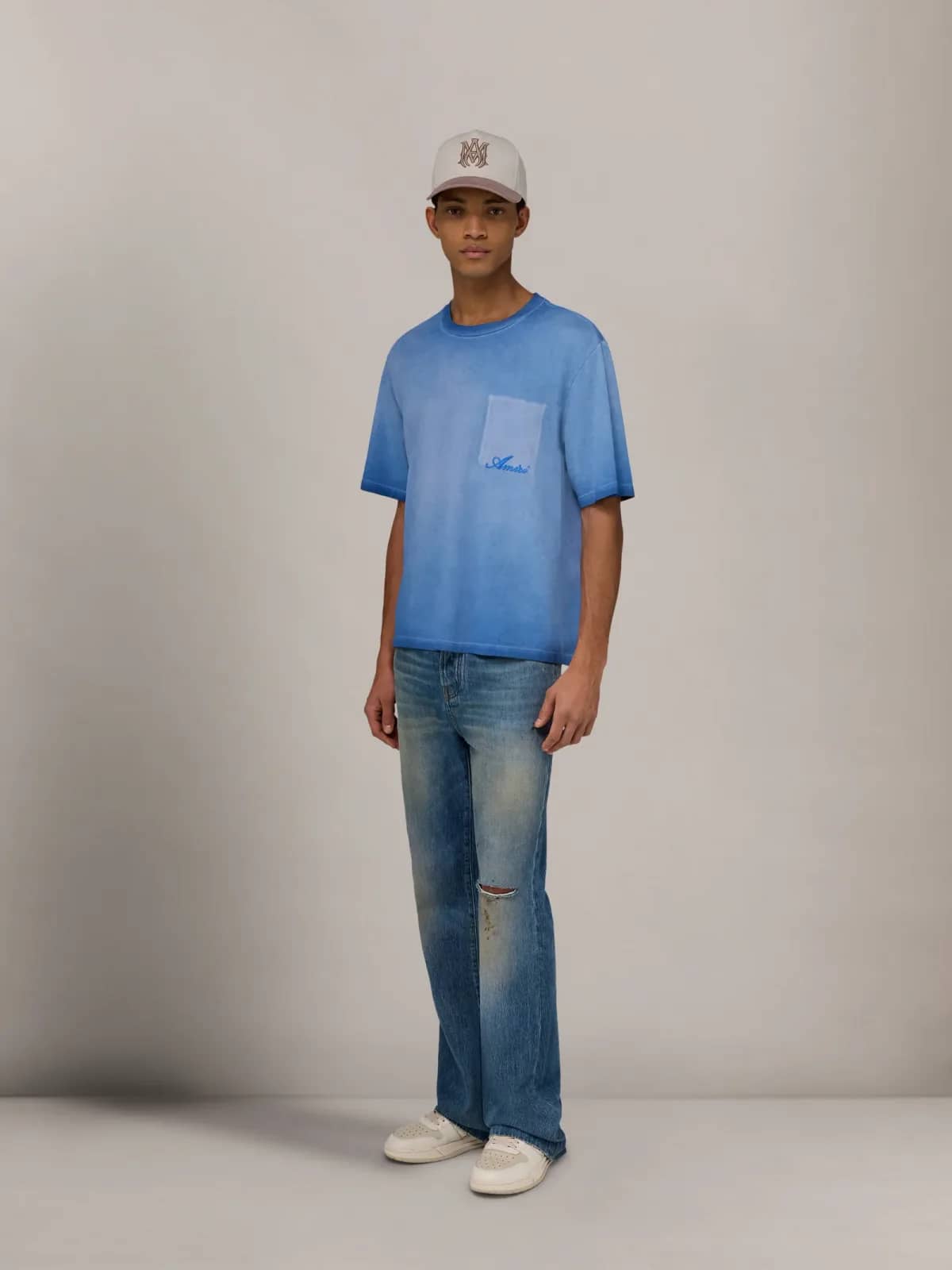 Amiri mavi t-shirt, detay görünüm