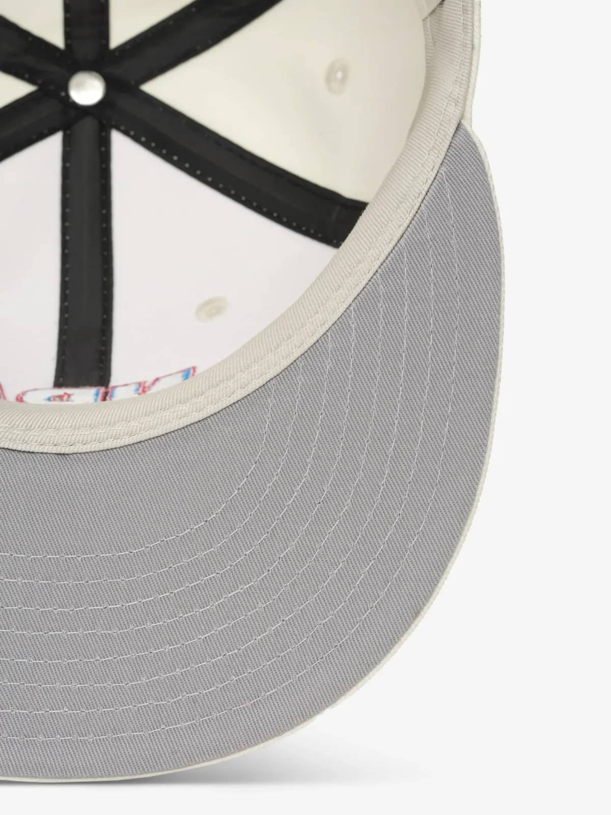 Fear of God krem NBA 9Fifty RC şapka, detay görünüm