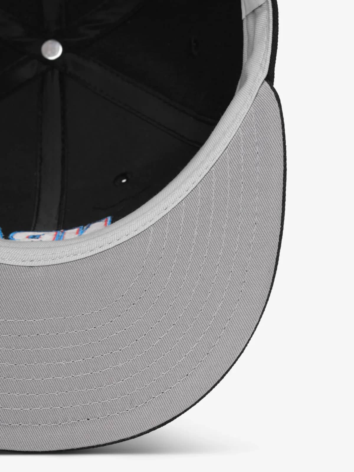 Fear of God siyah NBA 9Fifty RC şapka, detay görünüm
