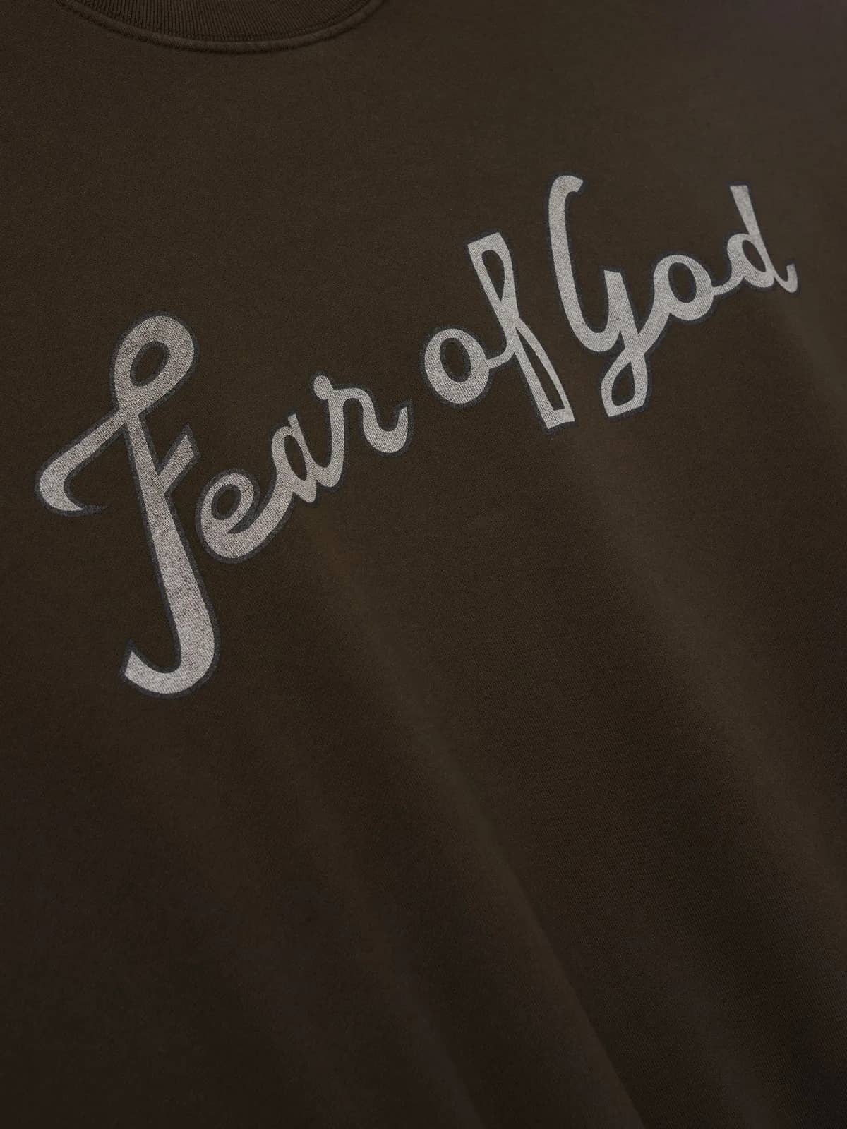 Fear of God kahverengi sweatshirt, detay görünüm