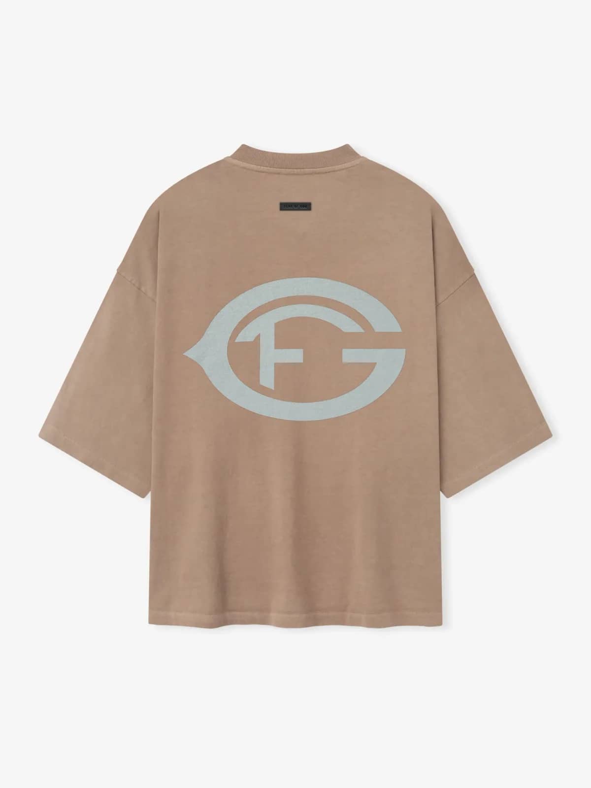 Fear of God bej t-shirt, detay görünüm