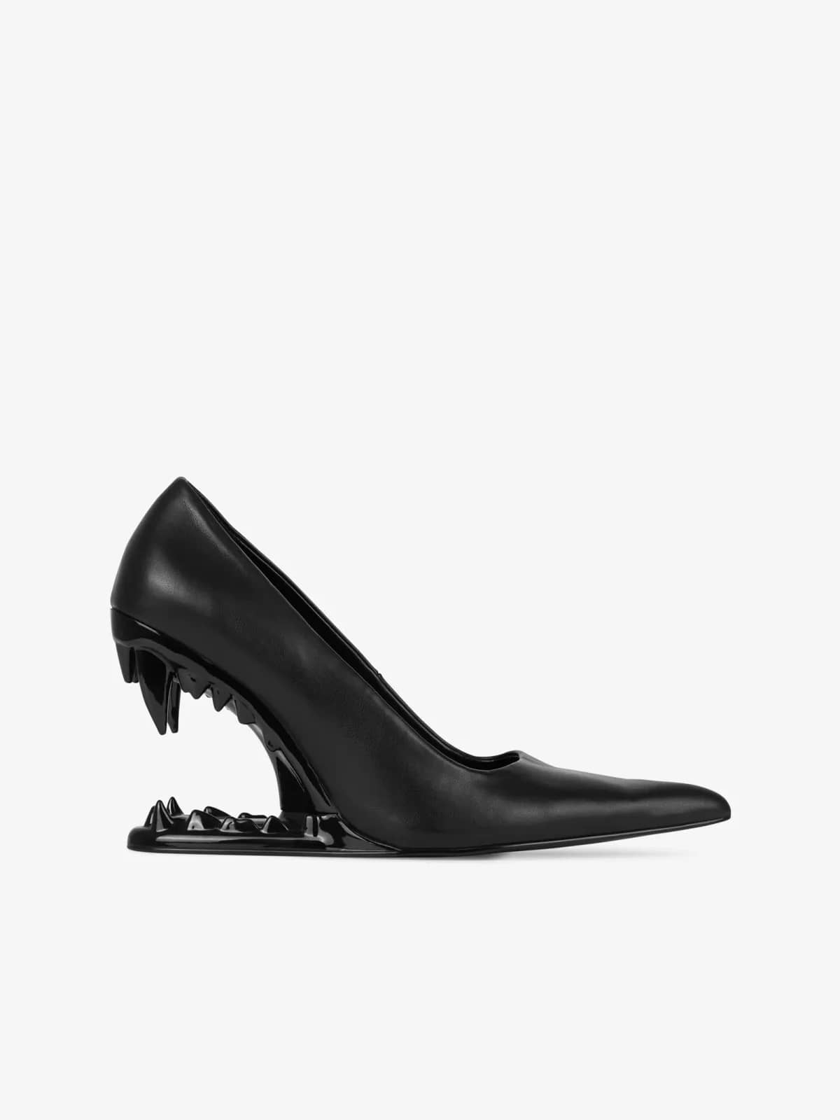 GCDS siyah stiletto, yandan görünüm