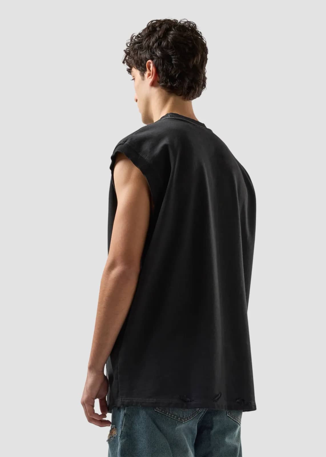 GCDS siyah sweatshirt, detay görünüm