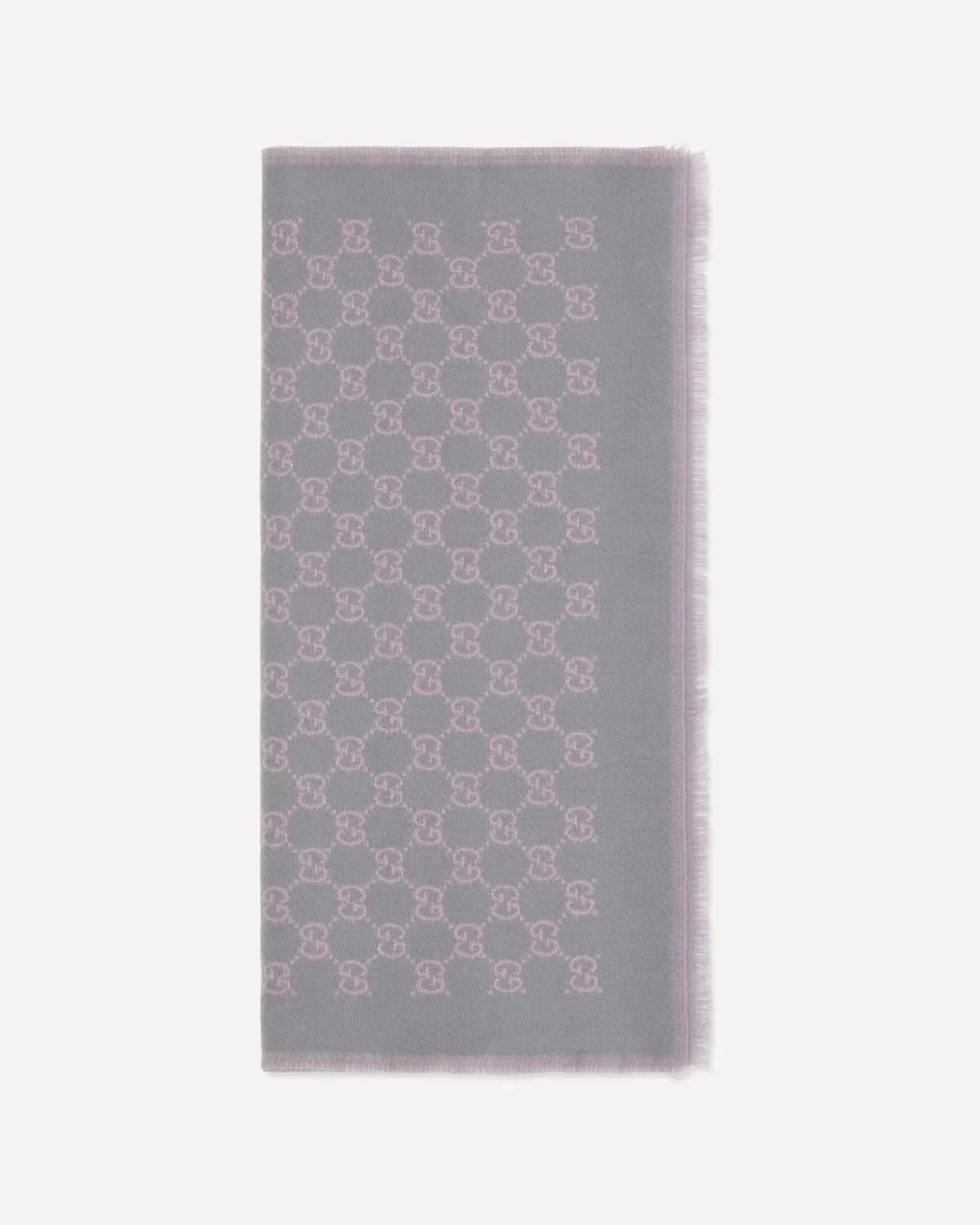 Gucci gri Miss Stenny GG Monogram yün atkı, genel görünüm