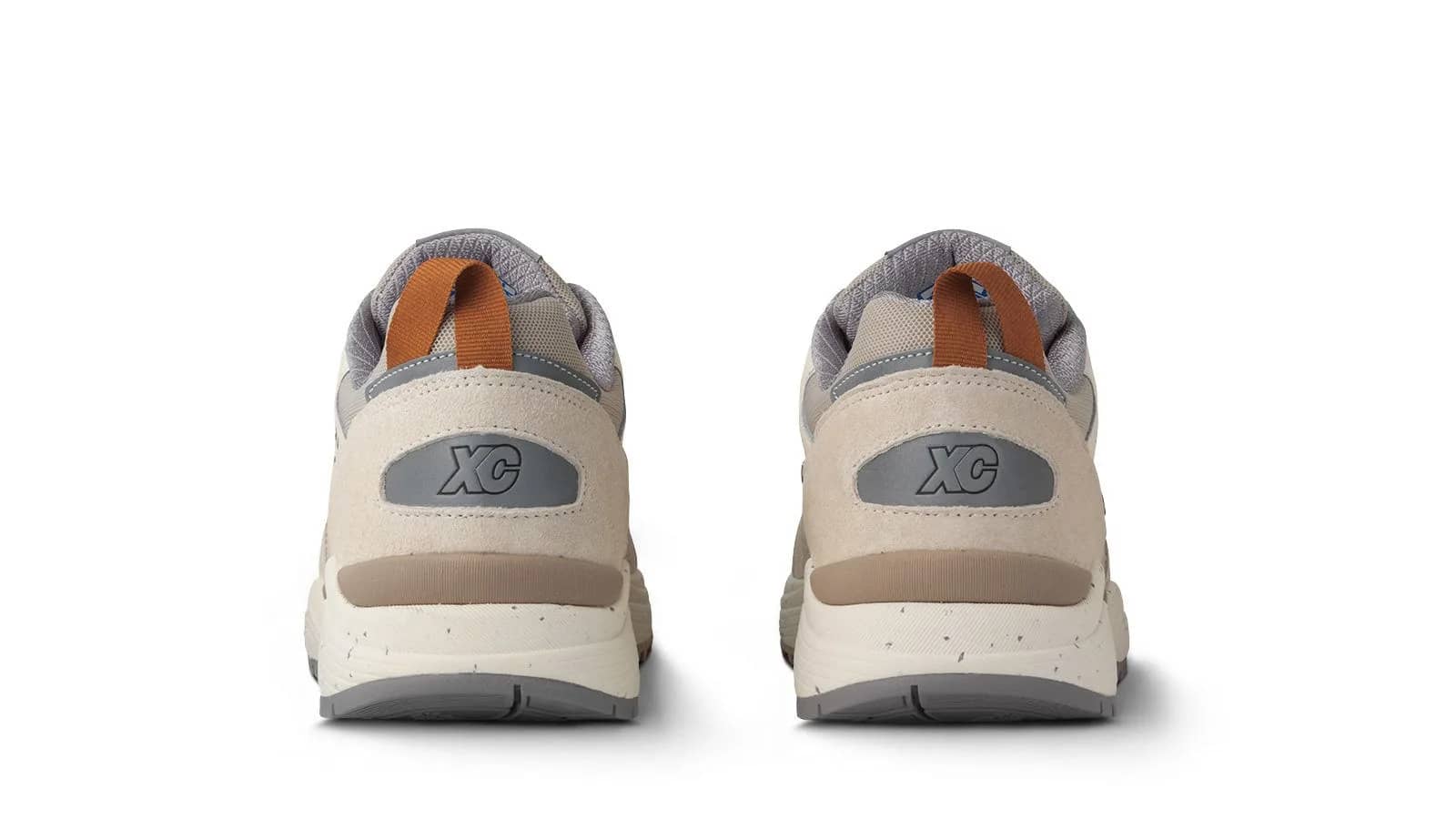 Karhu gümüş Fusion XC sneaker, önden görünüm