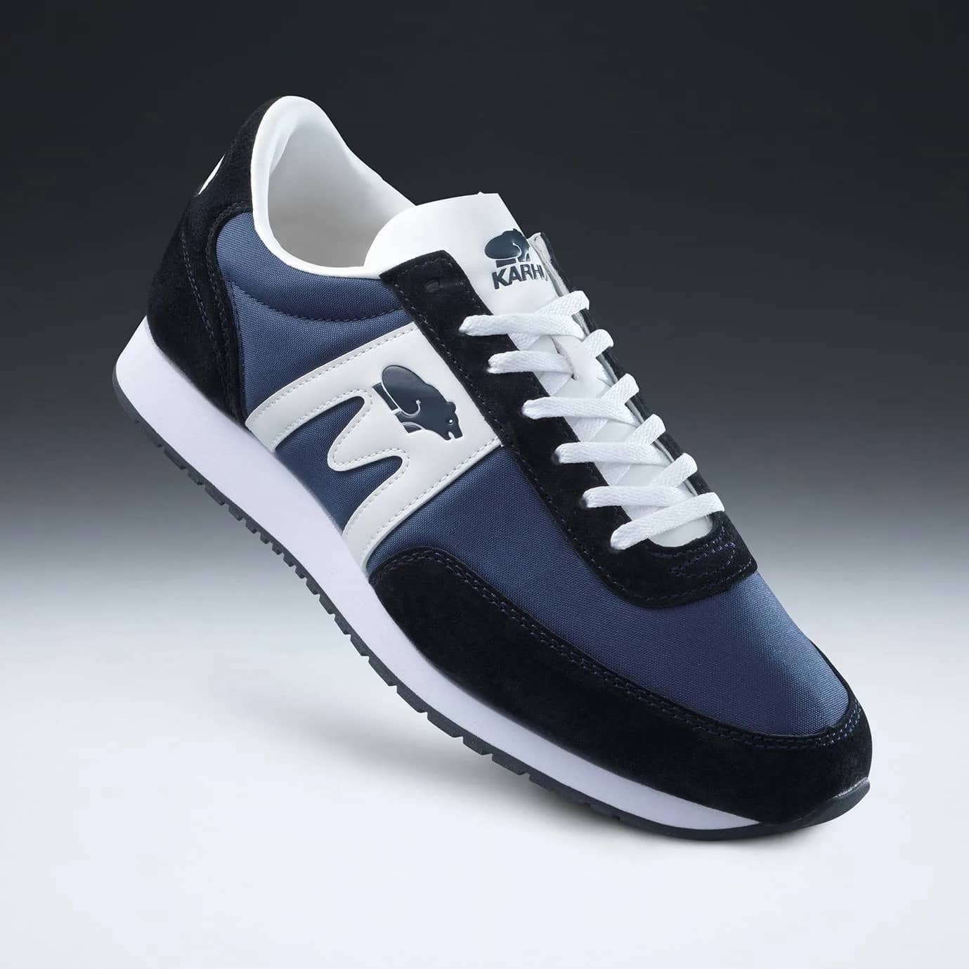 Karhu lacivert Albatross 82 sneaker, önden çapraz görünüm