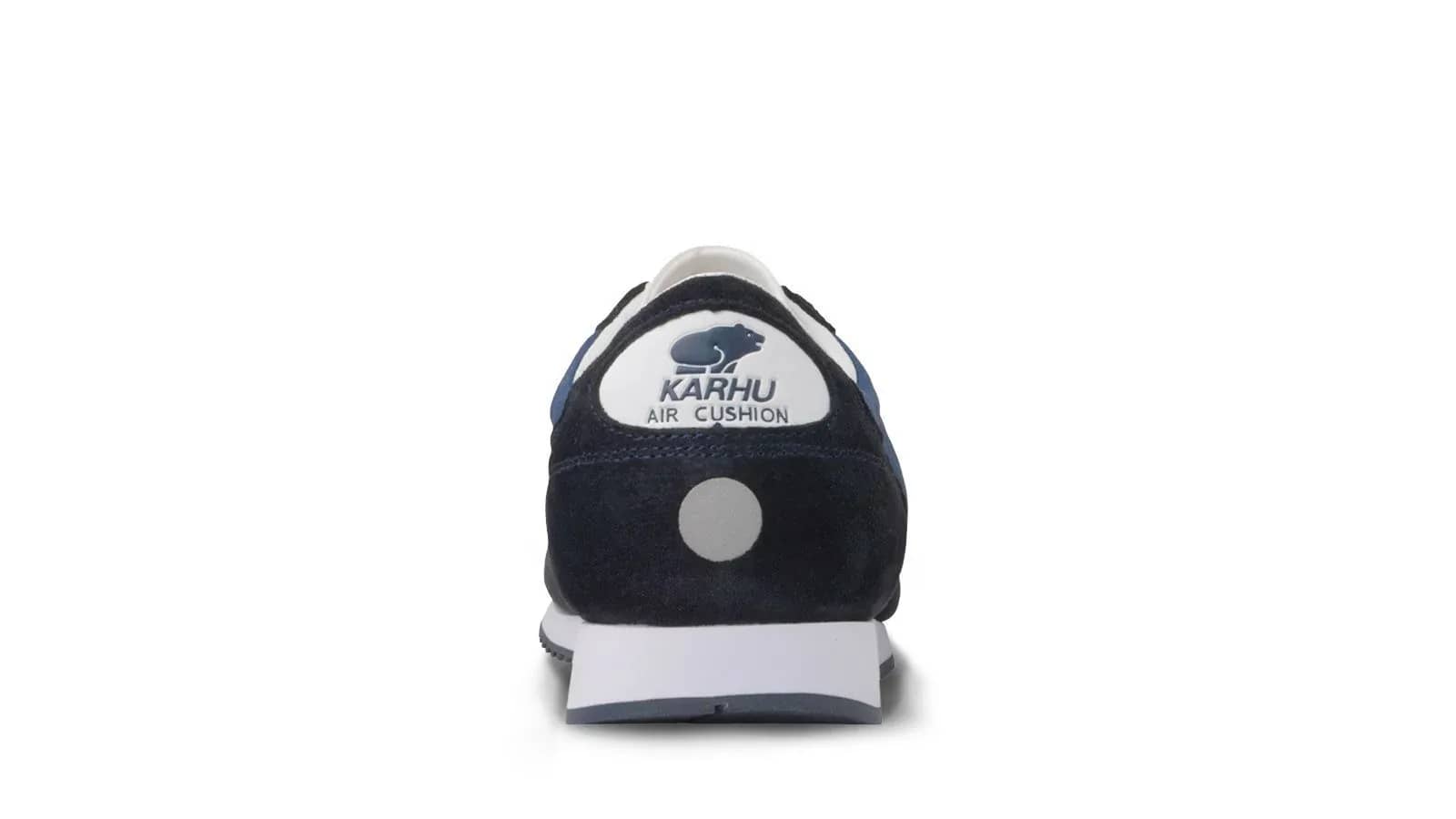 Karhu lacivert Albatross 82 sneaker, arkadan çapraz görünüm