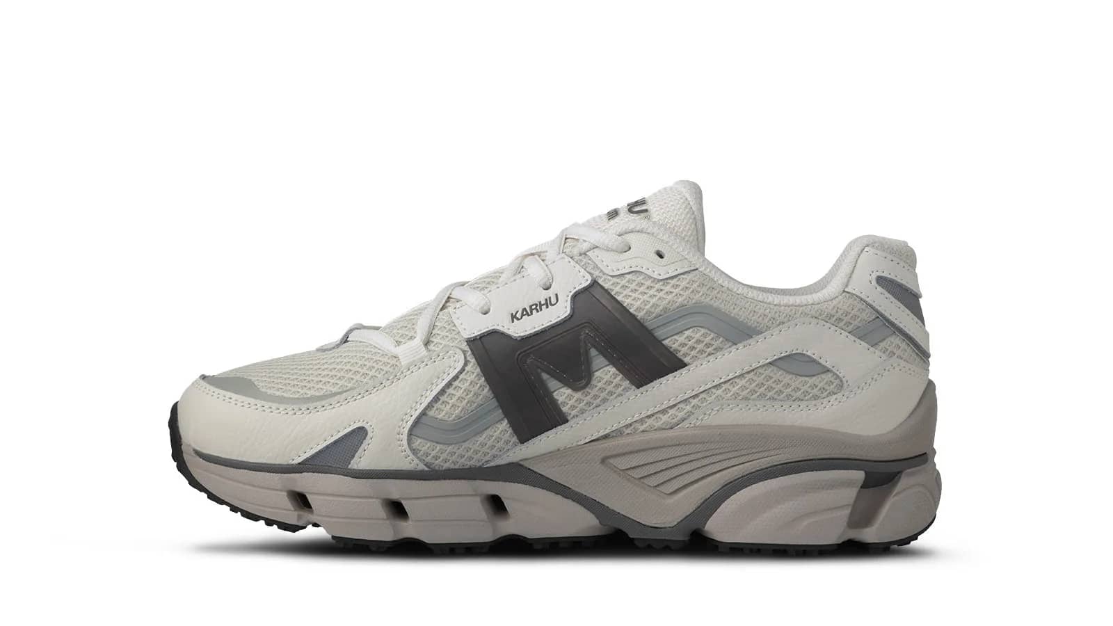 Karhu beyaz Super Fulcrum sneaker, iç yandan görünüm