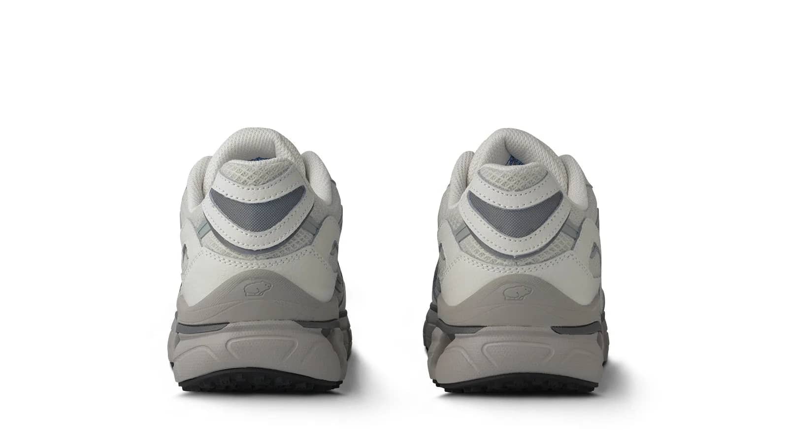 Karhu beyaz Super Fulcrum sneaker, önden görünüm