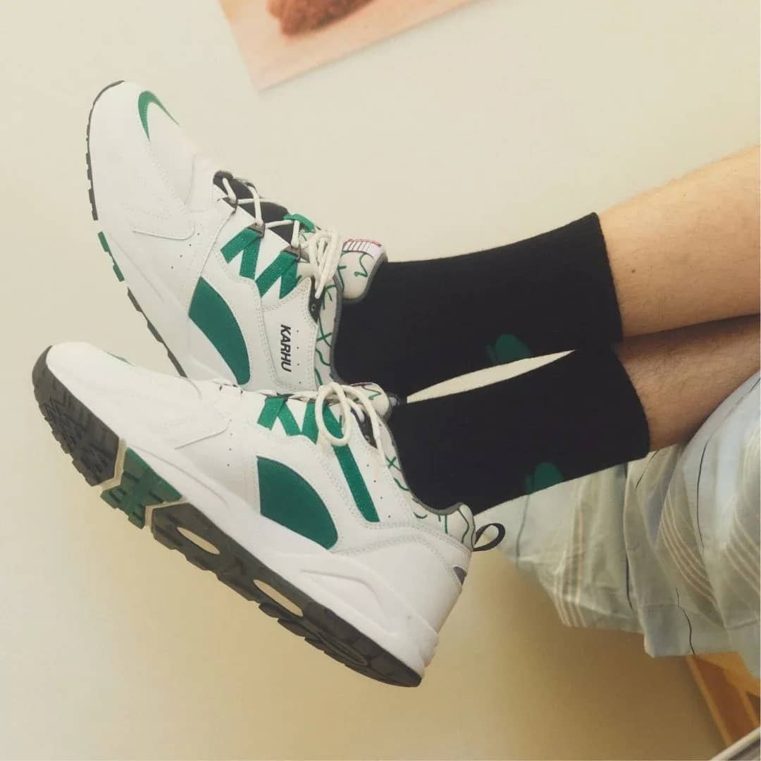 Karhu siyah Fusion Og Socks giyim, arkadan görünüm