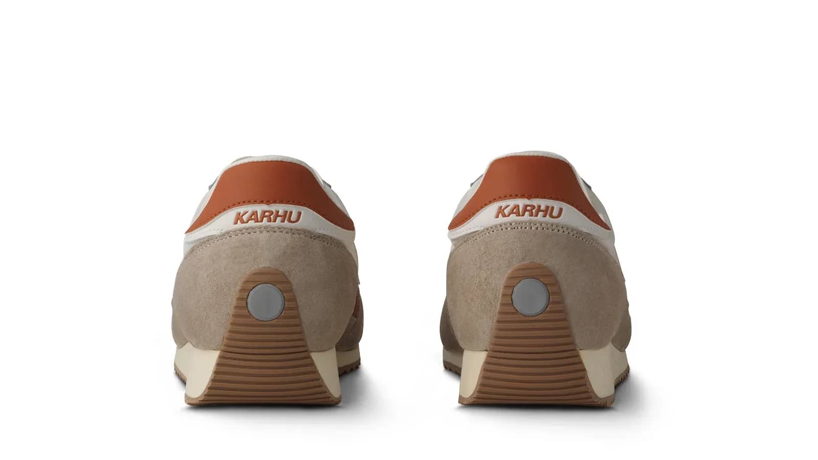 Karhu gümüş Mestari 76 sneaker, önden görünüm