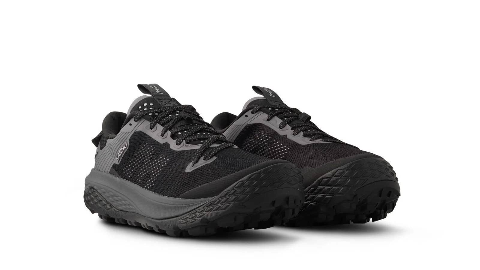 Karhu siyah Men'S Ikoni Trail WR ayakkabı, arkadan çapraz görünüm