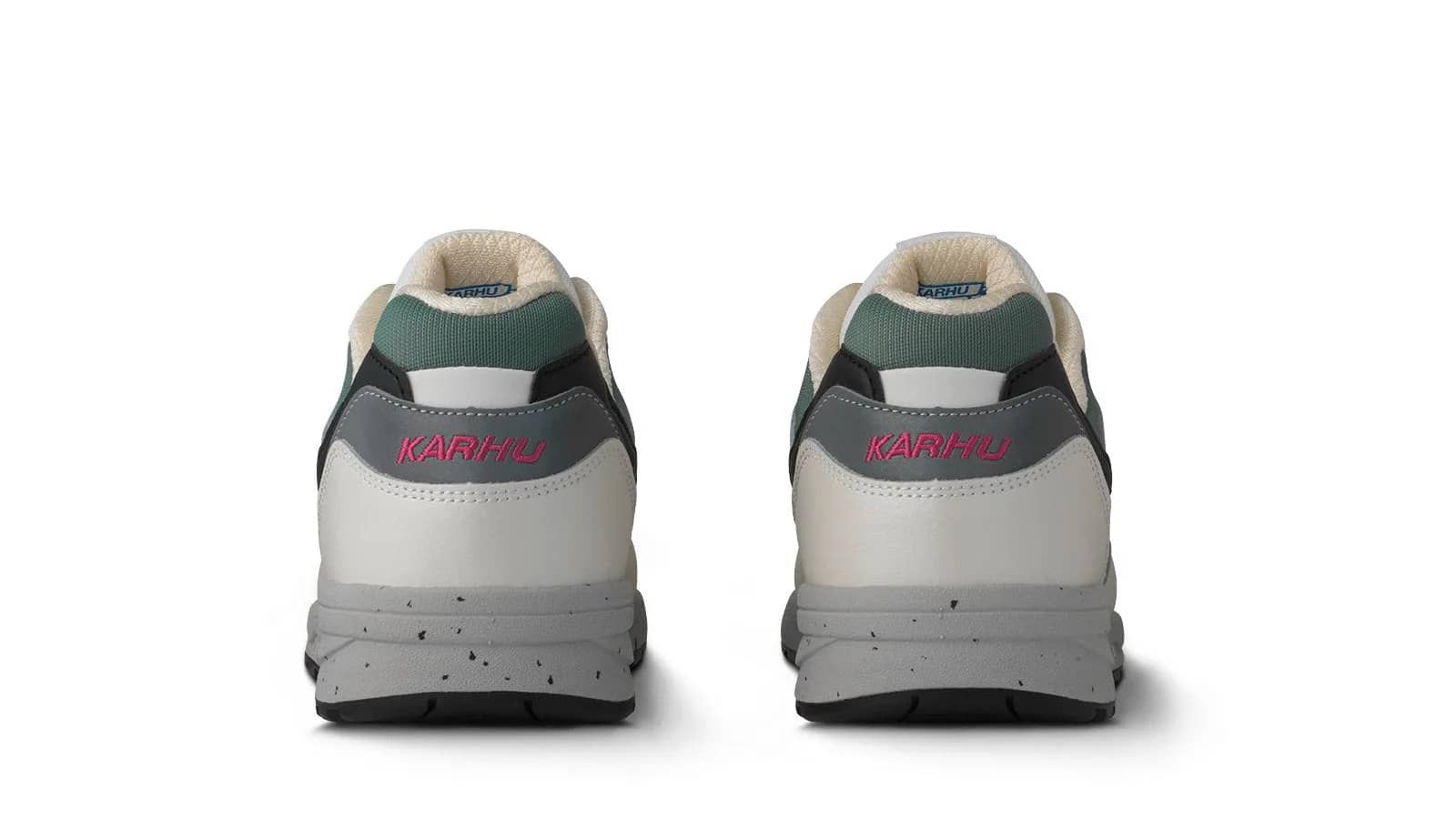 Karhu beyaz Legacy 96 sneaker, önden görünüm
