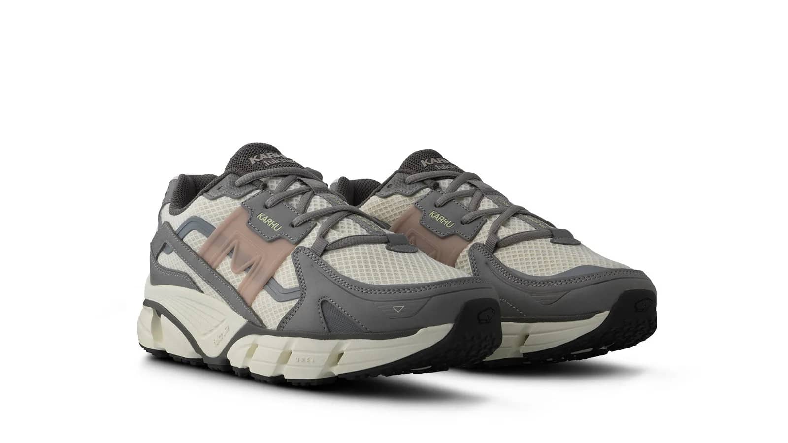 Karhu gri Super Fulcrum sneaker, arkadan çapraz görünüm