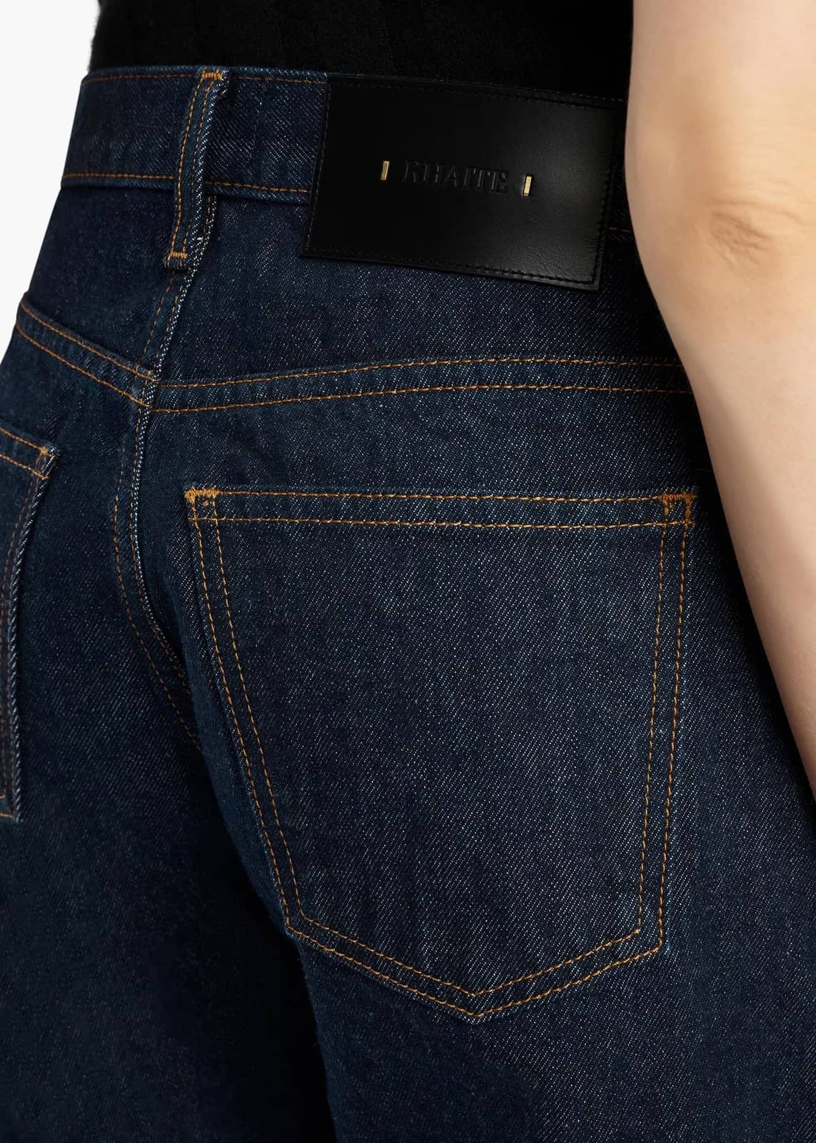 Khaite mavi jean pantolon, detay görünüm