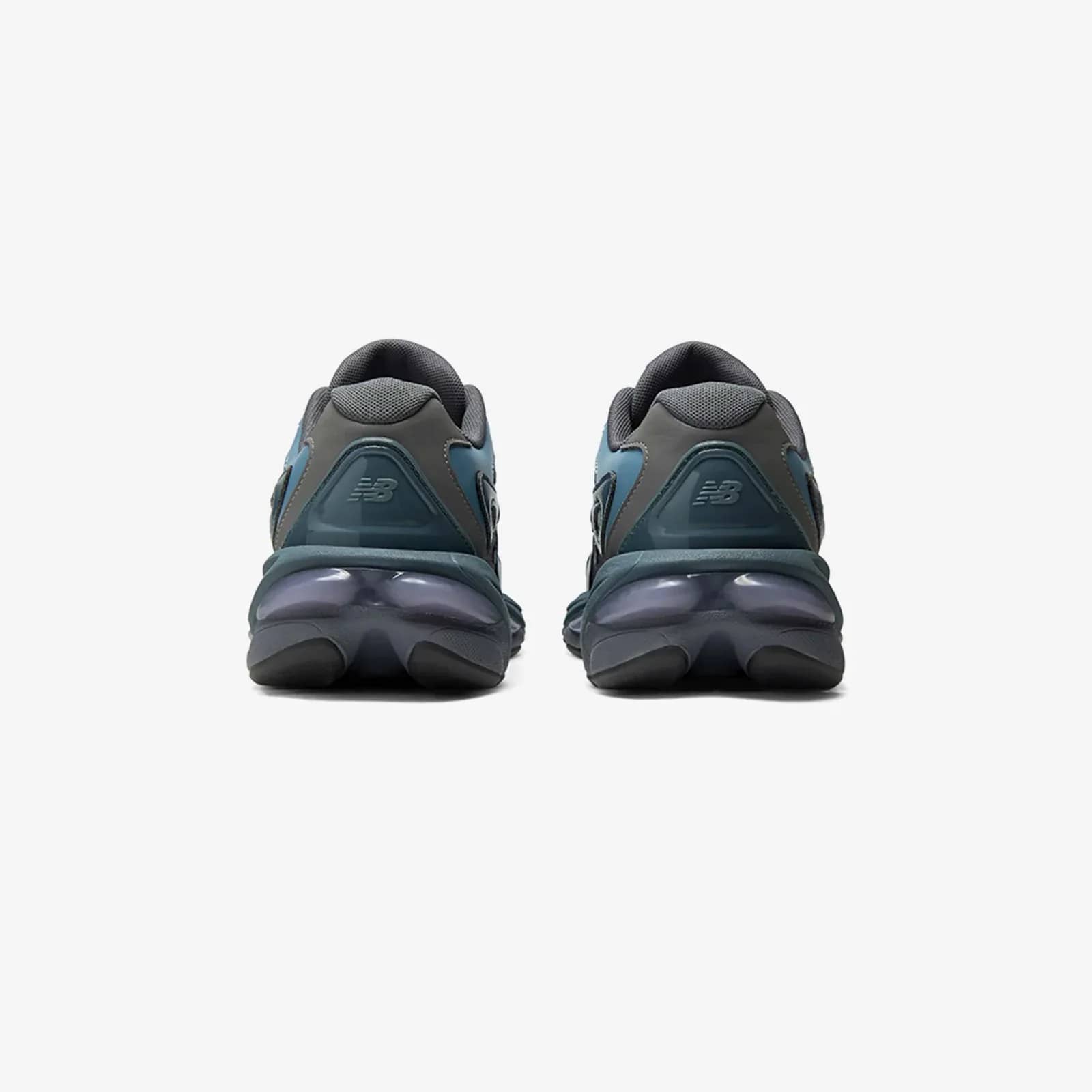 New Balance mavi 983 sneaker, iç yandan görünüm