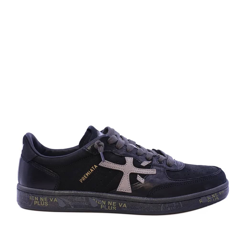 Premiata BSKT Clay siyah deri sneaker, yandan görünüm