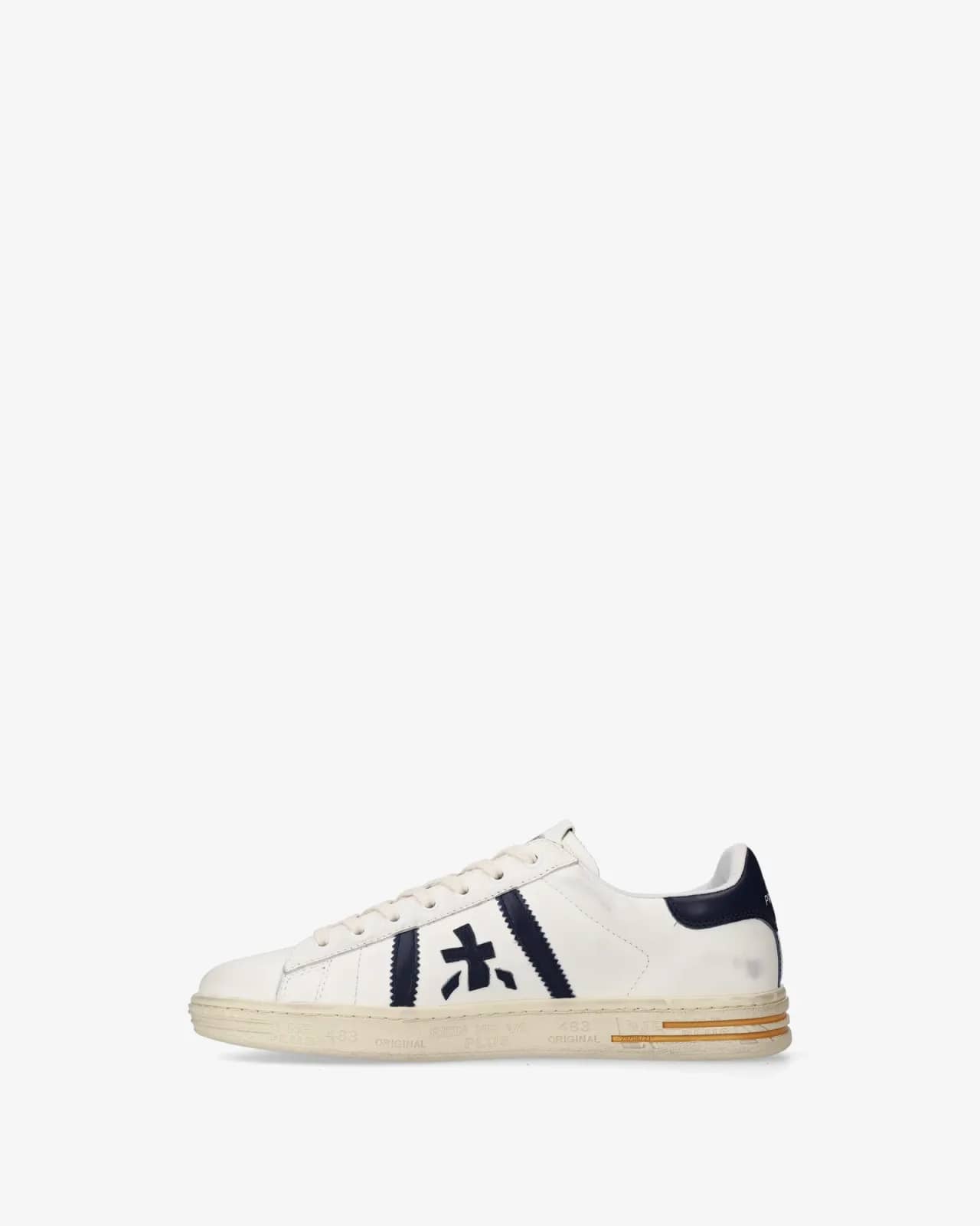 Premiata beyaz Russell sneaker, arkadan çapraz görünüm