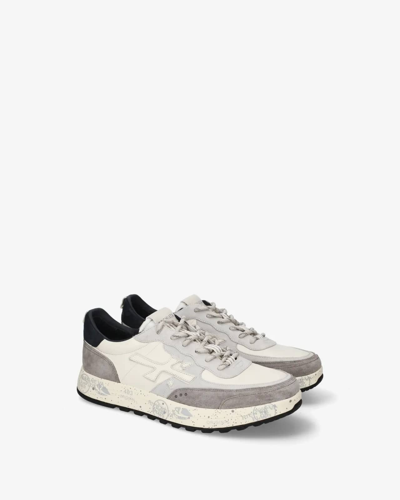 Premiata beyaz Nous sneaker, önden çapraz görünüm